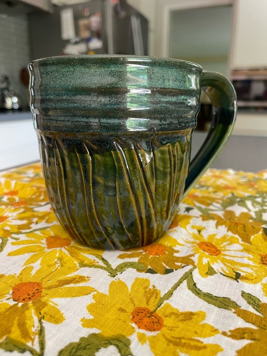 Artisan Other - Handcrafted Green Ceramic Mug 16 Oz nice friendly handle.